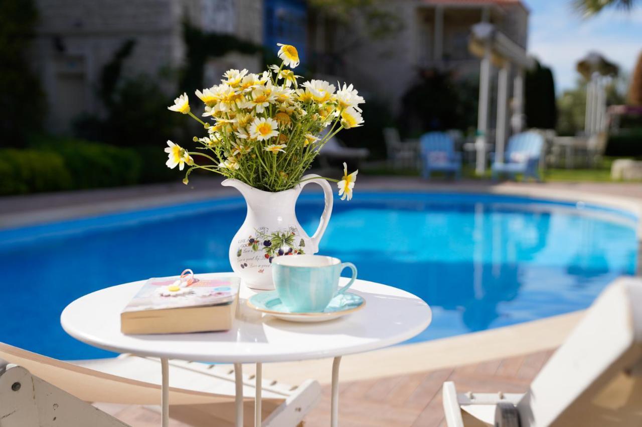 Alacati Marina Palace Экстерьер фото