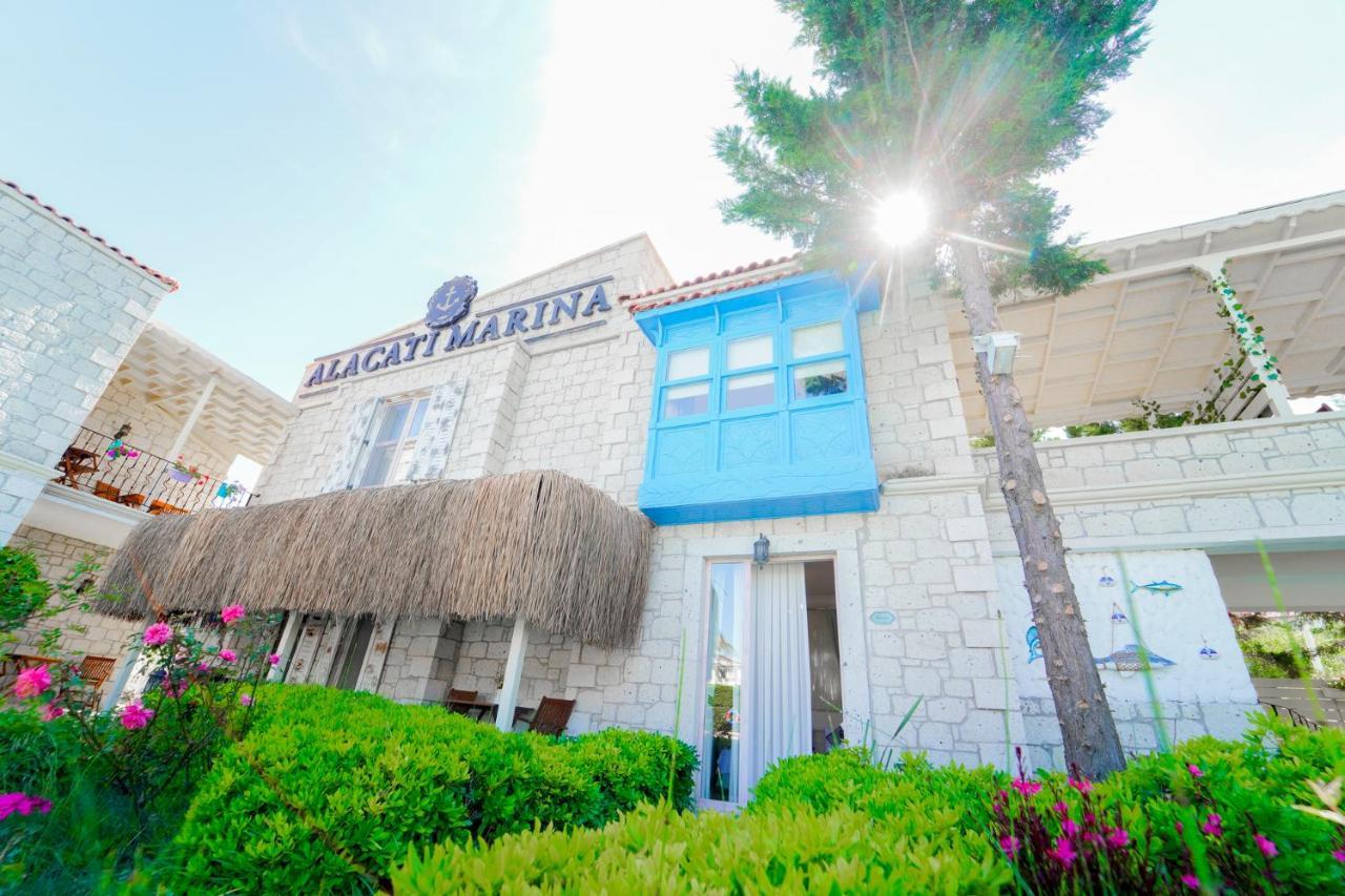 Alacati Marina Palace Экстерьер фото