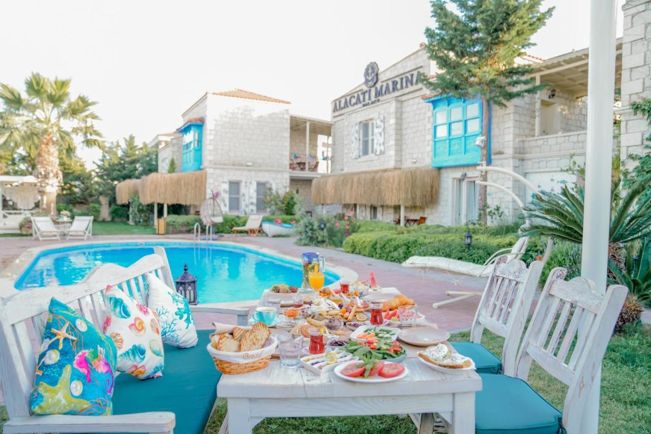 Alacati Marina Palace Экстерьер фото