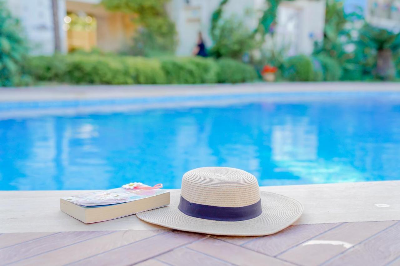 Alacati Marina Palace Экстерьер фото