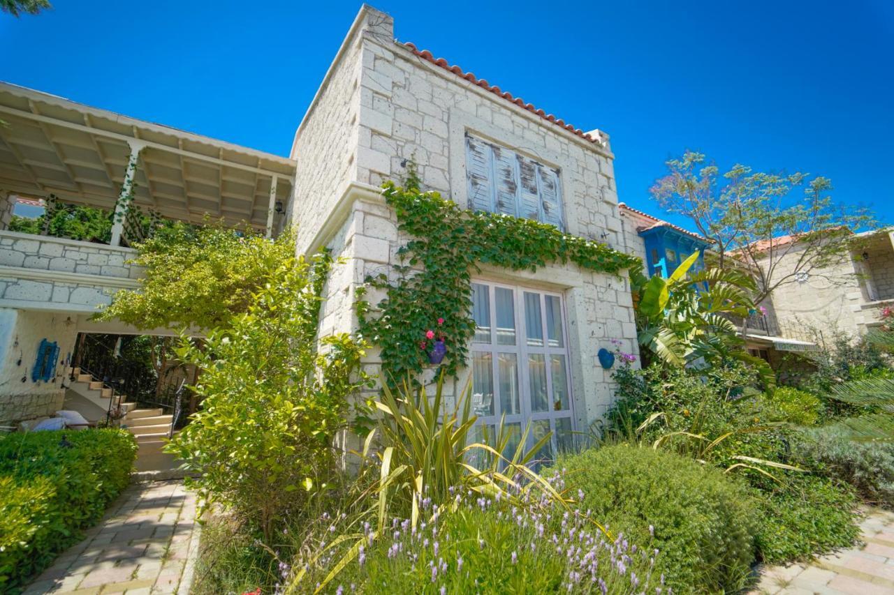Alacati Marina Palace Экстерьер фото