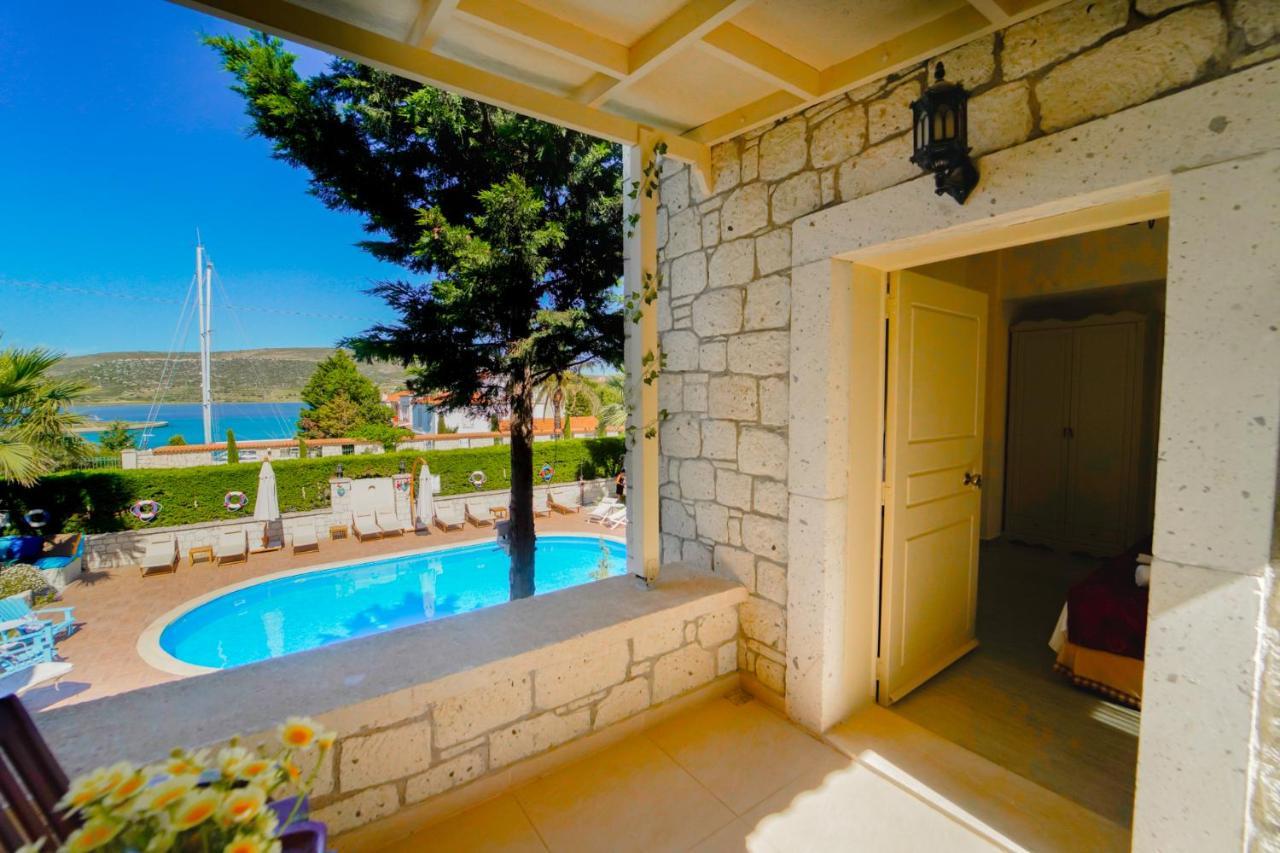 Alacati Marina Palace Экстерьер фото