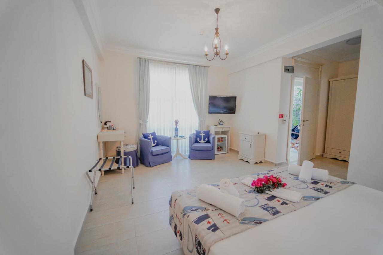 Alacati Marina Palace Экстерьер фото