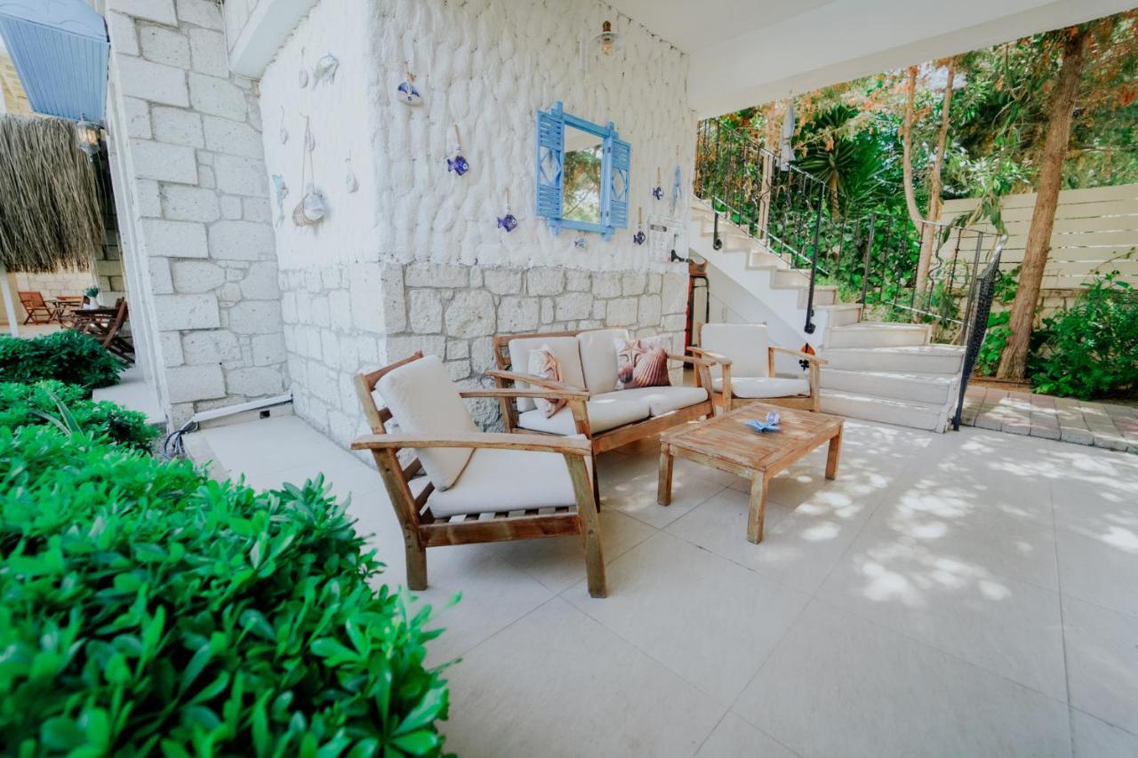 Alacati Marina Palace Экстерьер фото