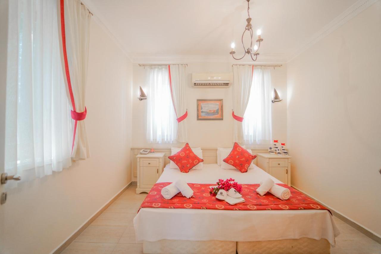Alacati Marina Palace Экстерьер фото
