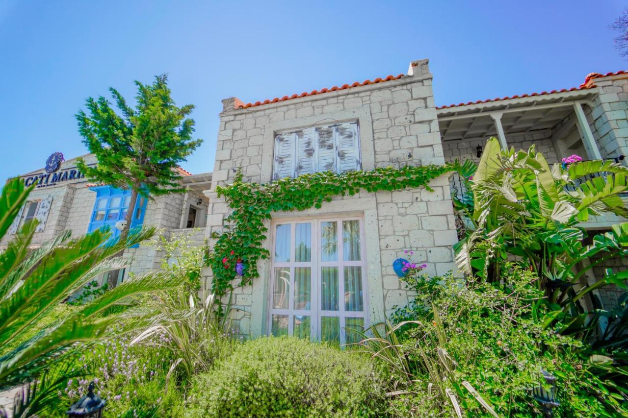 Alacati Marina Palace Экстерьер фото