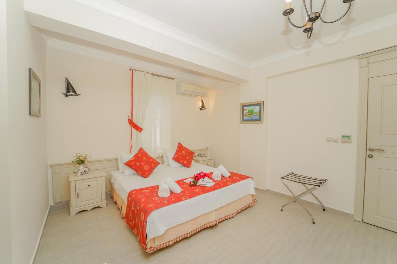 Alacati Marina Palace Экстерьер фото