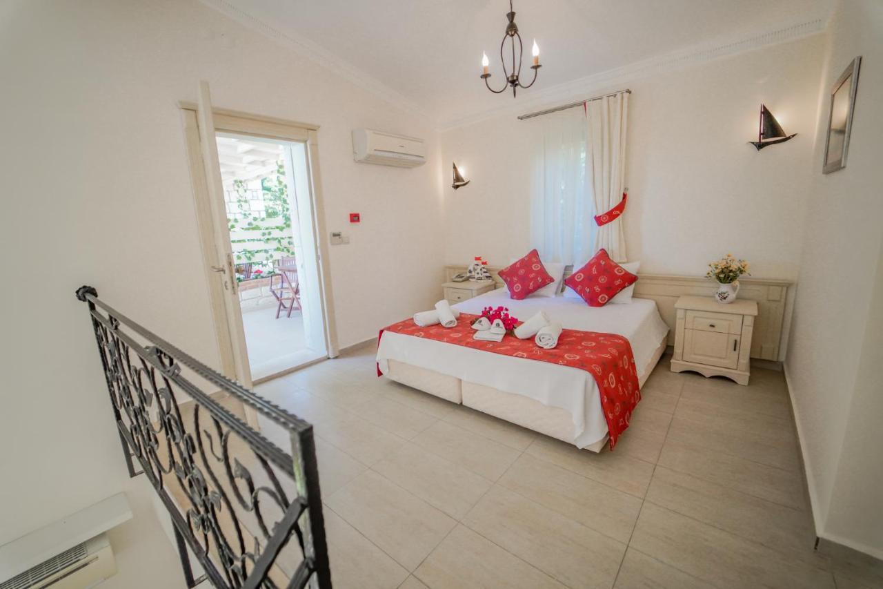 Alacati Marina Palace Экстерьер фото