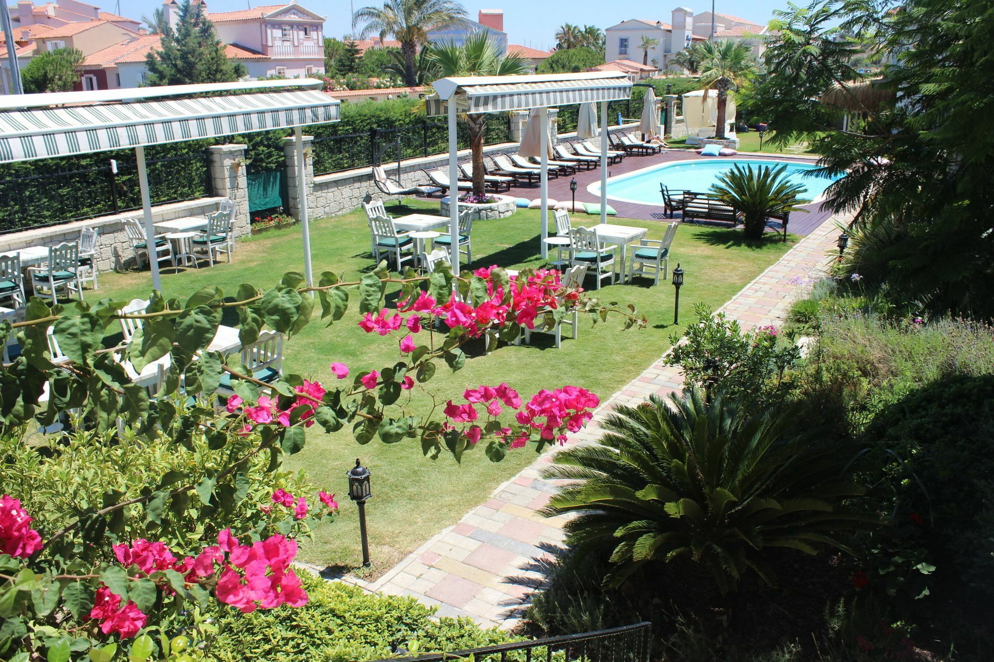 Alacati Marina Palace Экстерьер фото