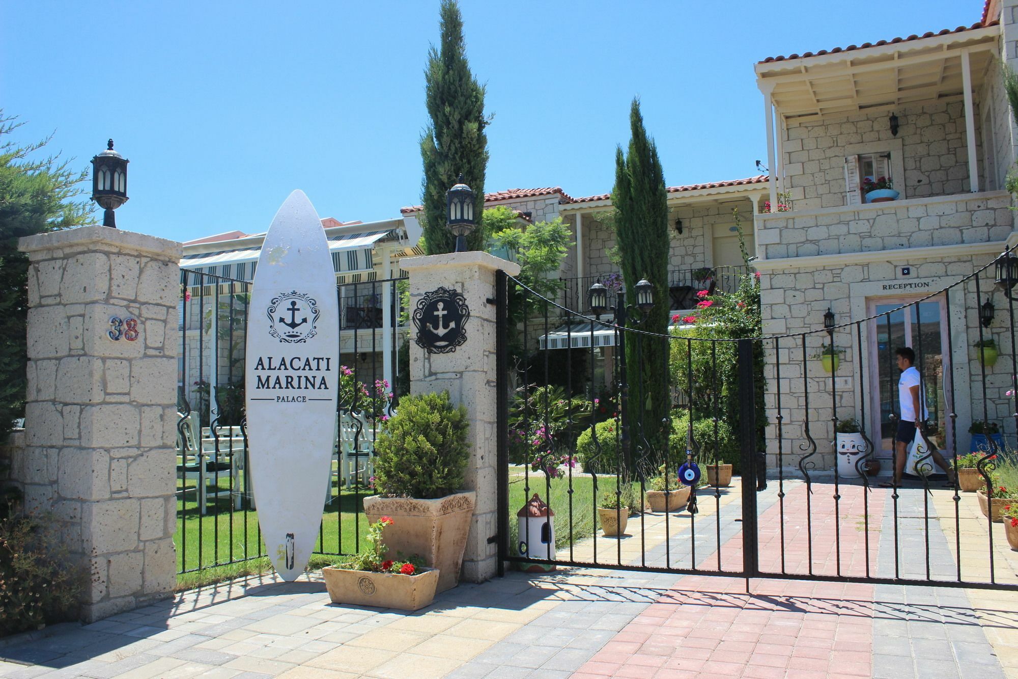 Alacati Marina Palace Экстерьер фото